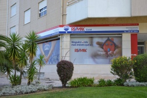Remax Coral